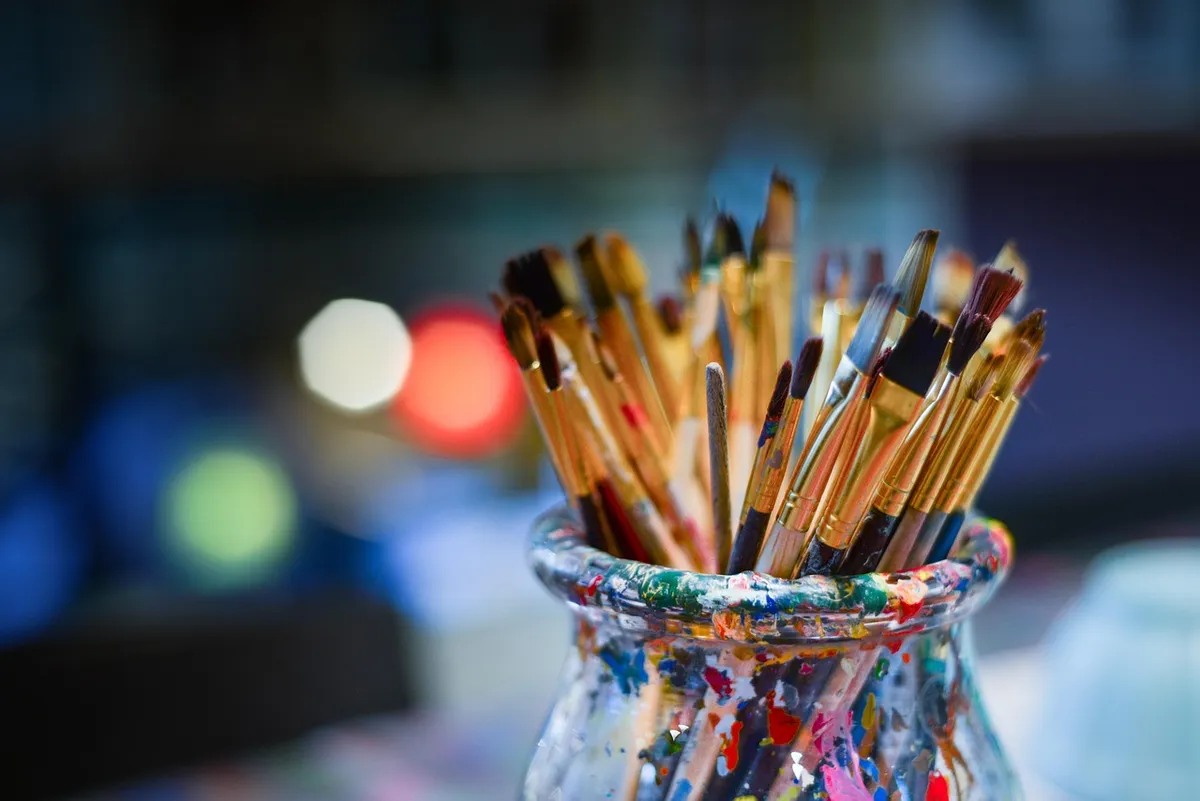 brushes, painter, work shop, bowl, lights, work, creative, creativity, painting, artist, paintbrush, studio, art, brush, drawing, artistic, hobby, color, tool,