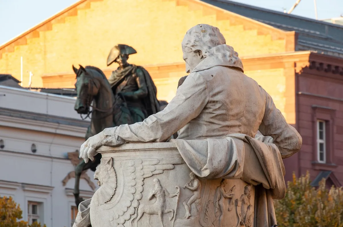 statues, sculptures, monument, berlin, historical, story